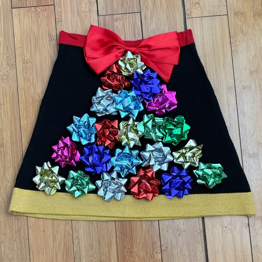 Christmas Gift Bow Mini Skirt - XS